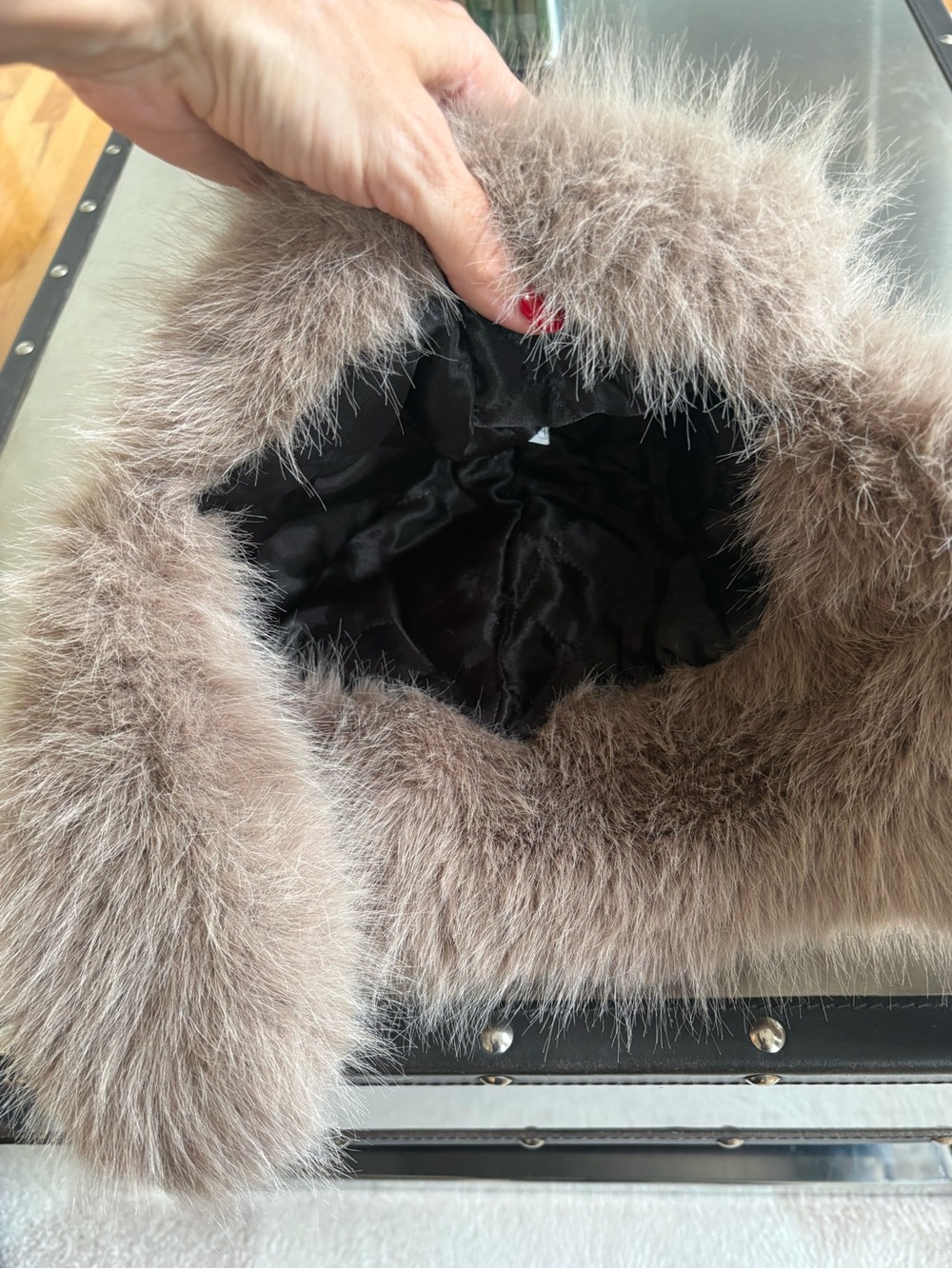 Luxurious Taupe Faux Fur Trapper hat - Picture 3 of 4